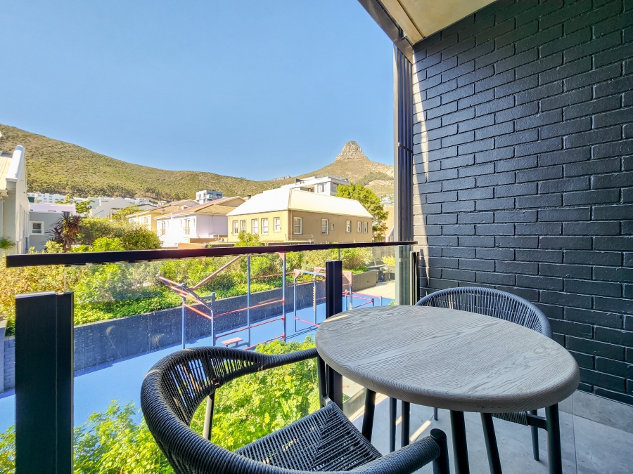 1 Bedroom Property for Sale in Sea Point Western Cape